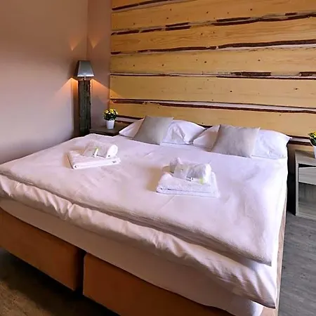 Obzor Hotell 3*