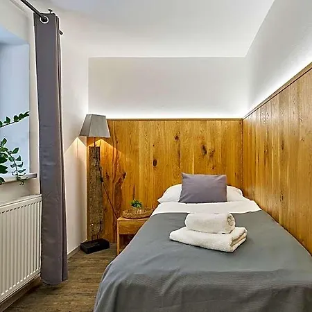 Obzor Hotell 3*