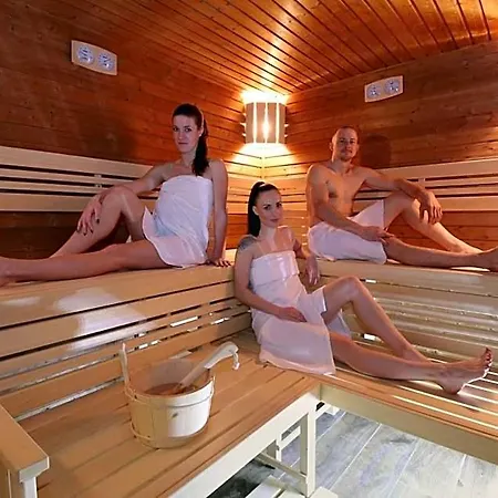 Obzor Hotell Pec pod Snezkou