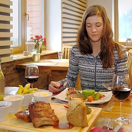 Obzor Hotell Pec pod Snezkou