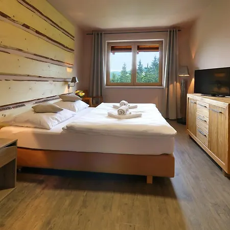 Obzor Szálloda 3*