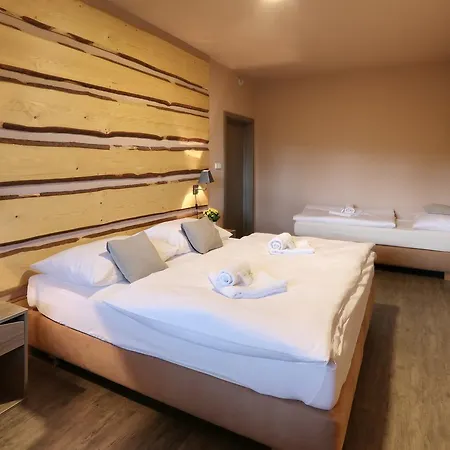 Obzor Hotell 3*