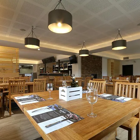 Obzor Hotel 3*