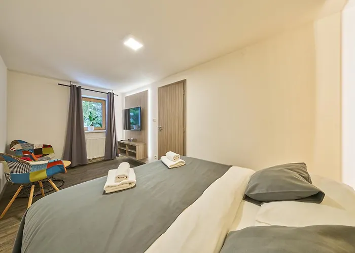 Hotell Obzor Pec pod Snezkou