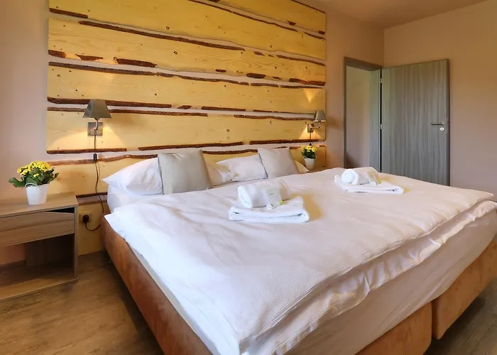 Obzor Hotell 3*
